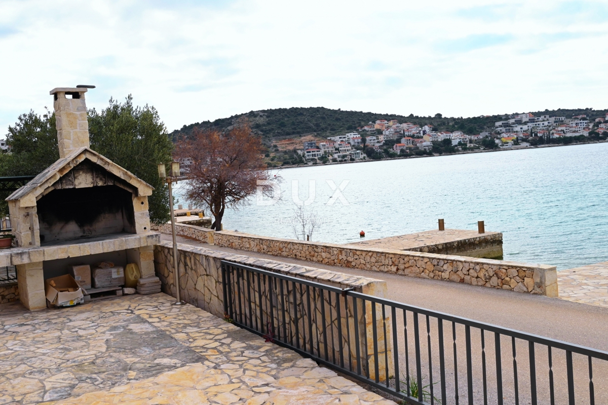 Hiša Zatoglav, Rogoznica, 400m2