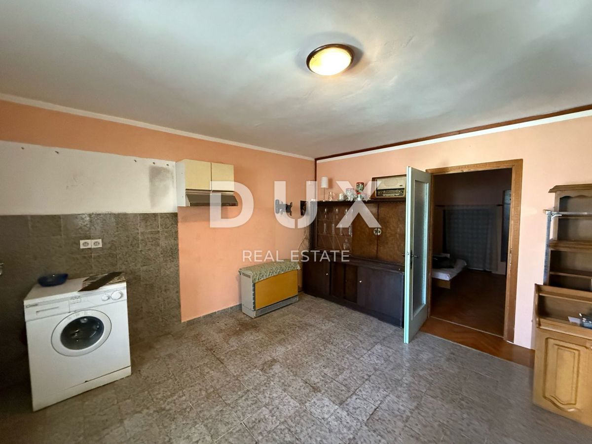 ISTRA,LABIN - Prostorna hiša blizu centra mesta