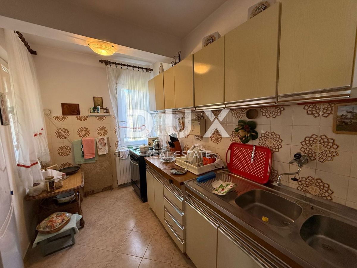 ISTRA,LABIN - Prostorna hiša blizu centra mesta