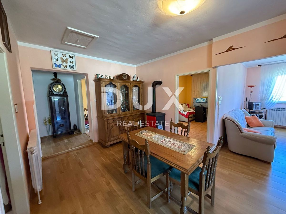 ISTRA,LABIN - Prostorna hiša blizu centra mesta