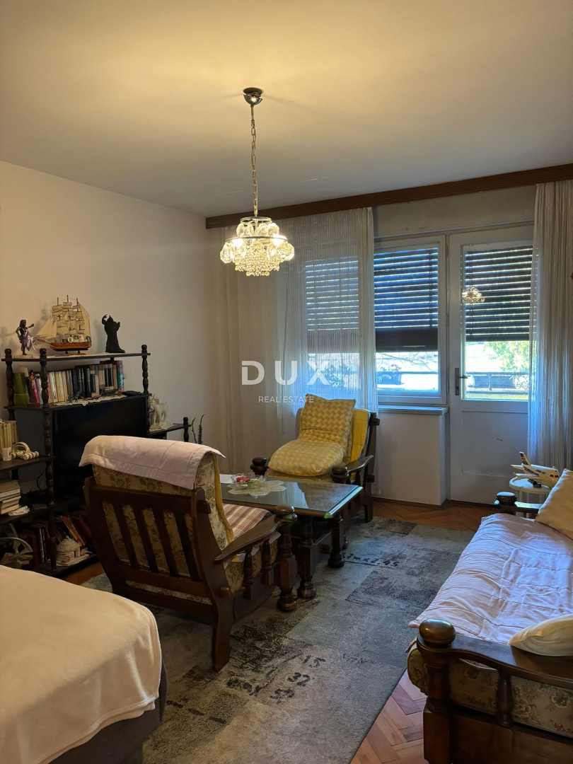 ISTRA, PULA - Stanovanje blizu centra z dvema terasama! Ekskluzivna prodaja!