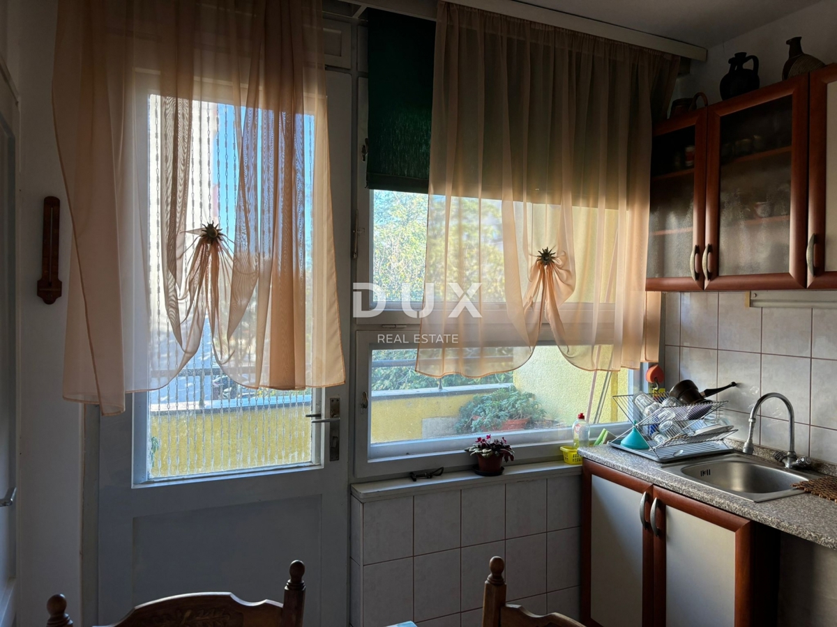 ISTRA, PULA - Stanovanje blizu centra z dvema terasama! Ekskluzivna prodaja!