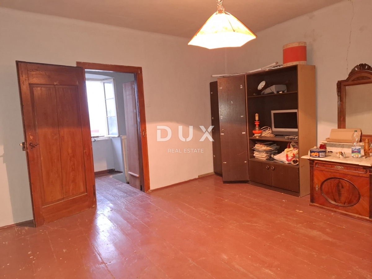 ISTRA, BALE - Hiša na odlični lokaciji