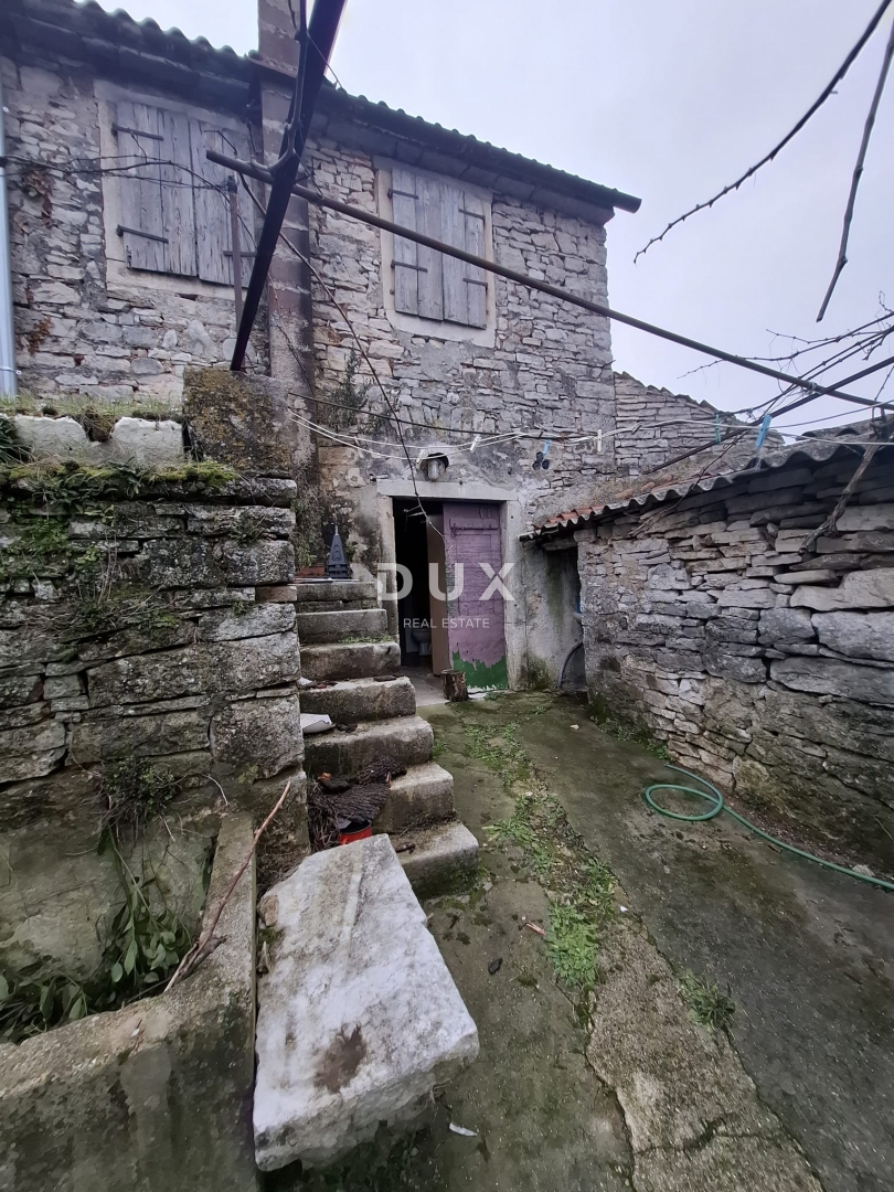 ISTRA, BALE - Hiša na odlični lokaciji