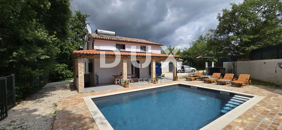 ISTRA, ŽMINJ - Počitniška hiša na osamljeni lokaciji z bazenom in jacuzzijem