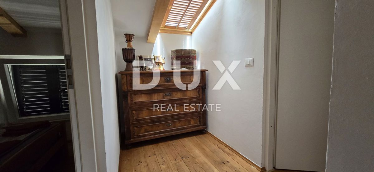 ISTRA, ŽMINJ - Počitniška hiša na osamljeni lokaciji z bazenom in jacuzzijem