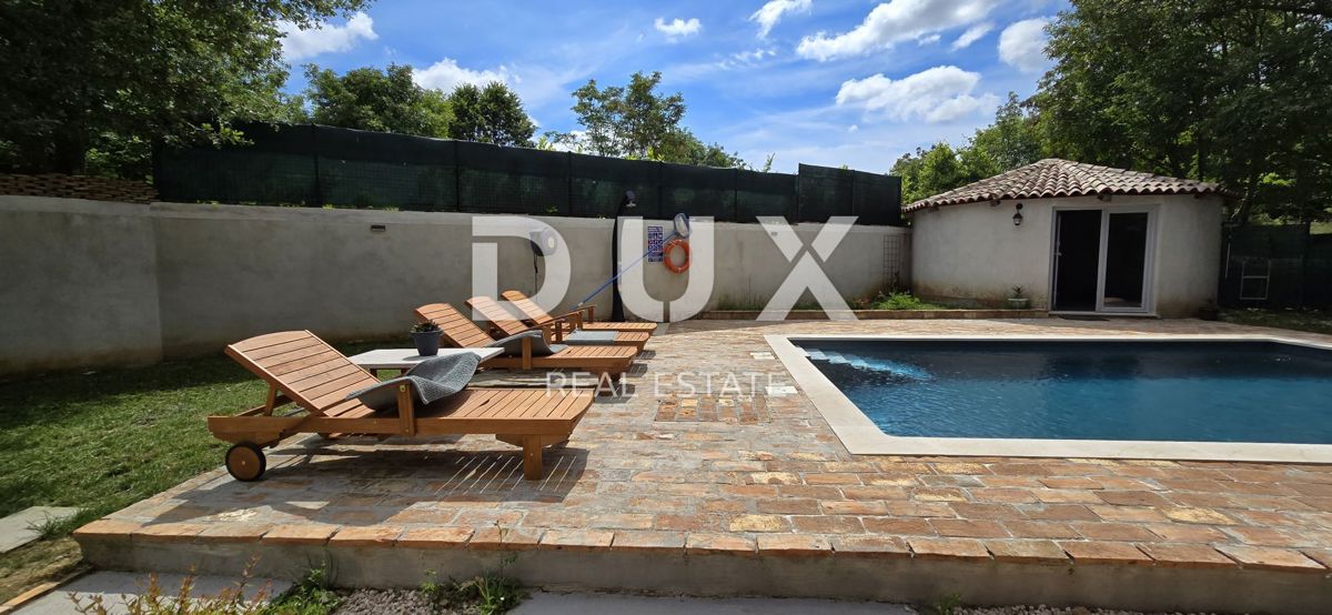 ISTRA, ŽMINJ - Počitniška hiša na osamljeni lokaciji z bazenom in jacuzzijem