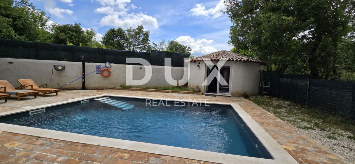 ISTRA, ŽMINJ - Počitniška hiša na osamljeni lokaciji z bazenom in jacuzzijem