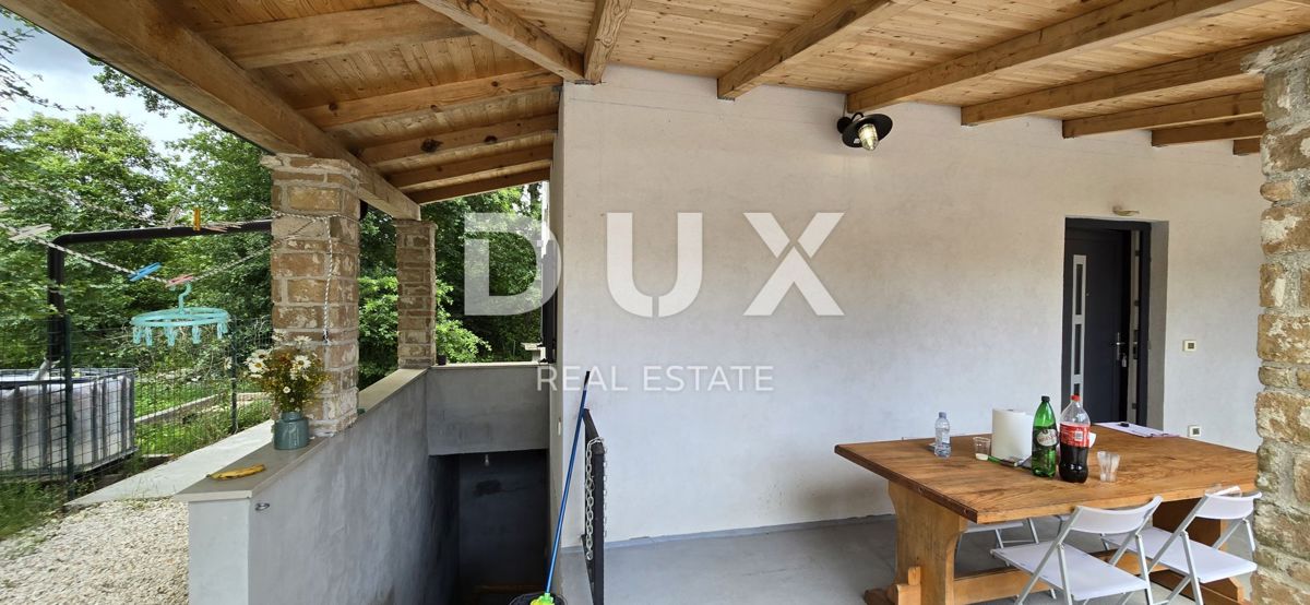 ISTRA, ŽMINJ - Počitniška hiša na osamljeni lokaciji z bazenom in jacuzzijem