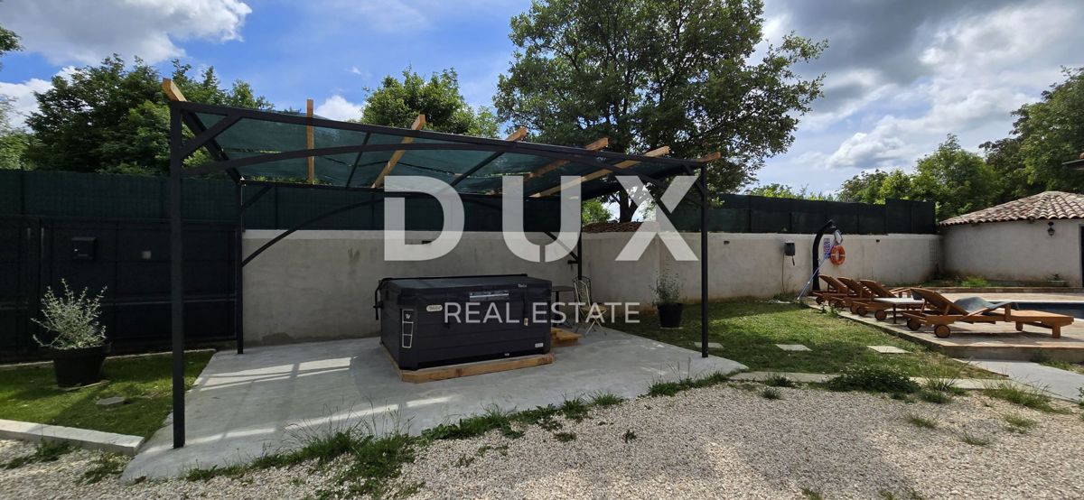 ISTRA, ŽMINJ - Počitniška hiša na osamljeni lokaciji z bazenom in jacuzzijem