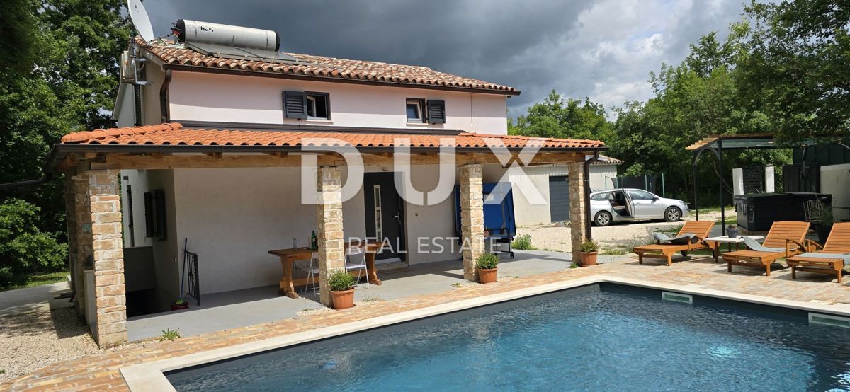 ISTRA, ŽMINJ - Počitniška hiša na osamljeni lokaciji z bazenom in jacuzzijem
