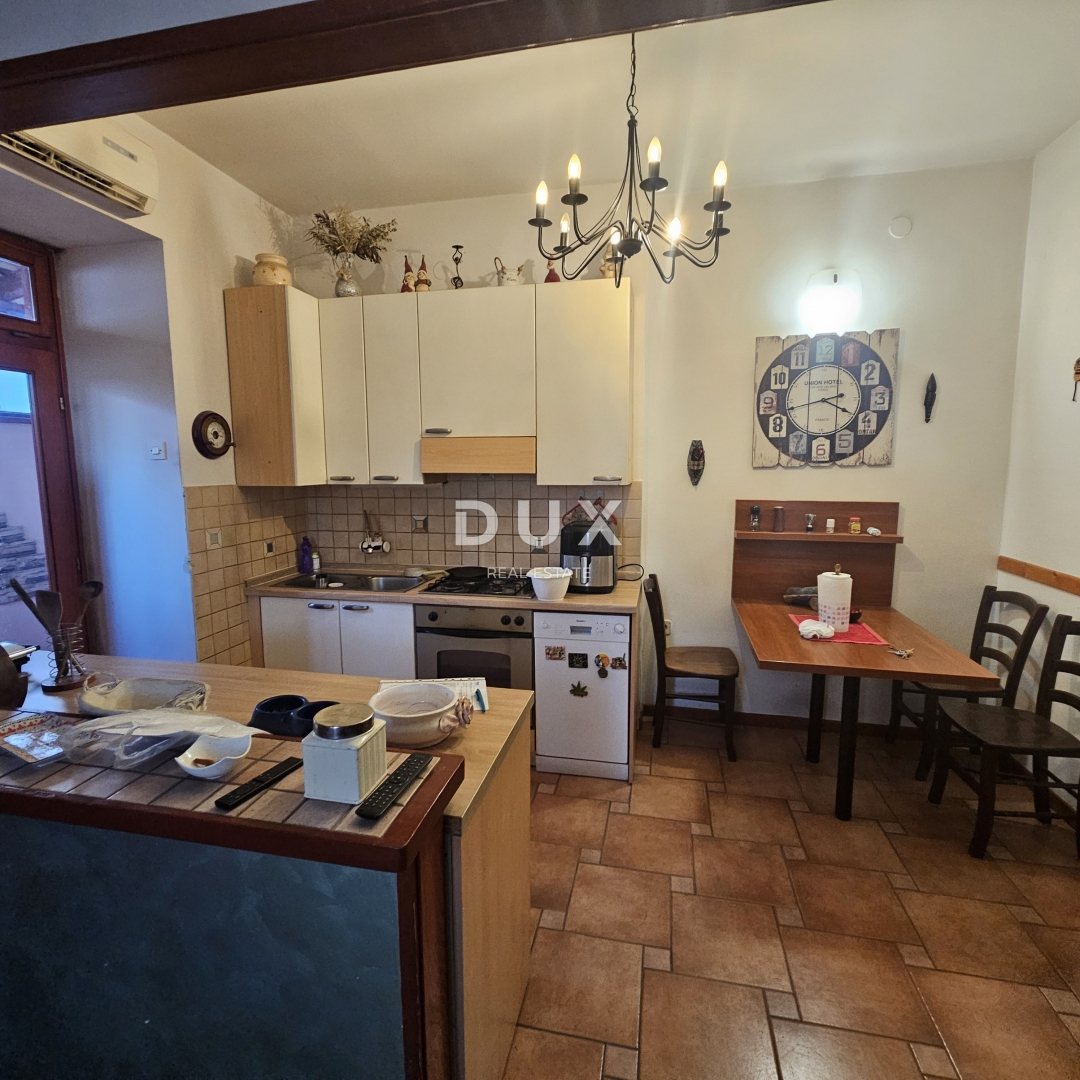 RIJEKA, KOZALA - 2S+DB v manjšem objektu