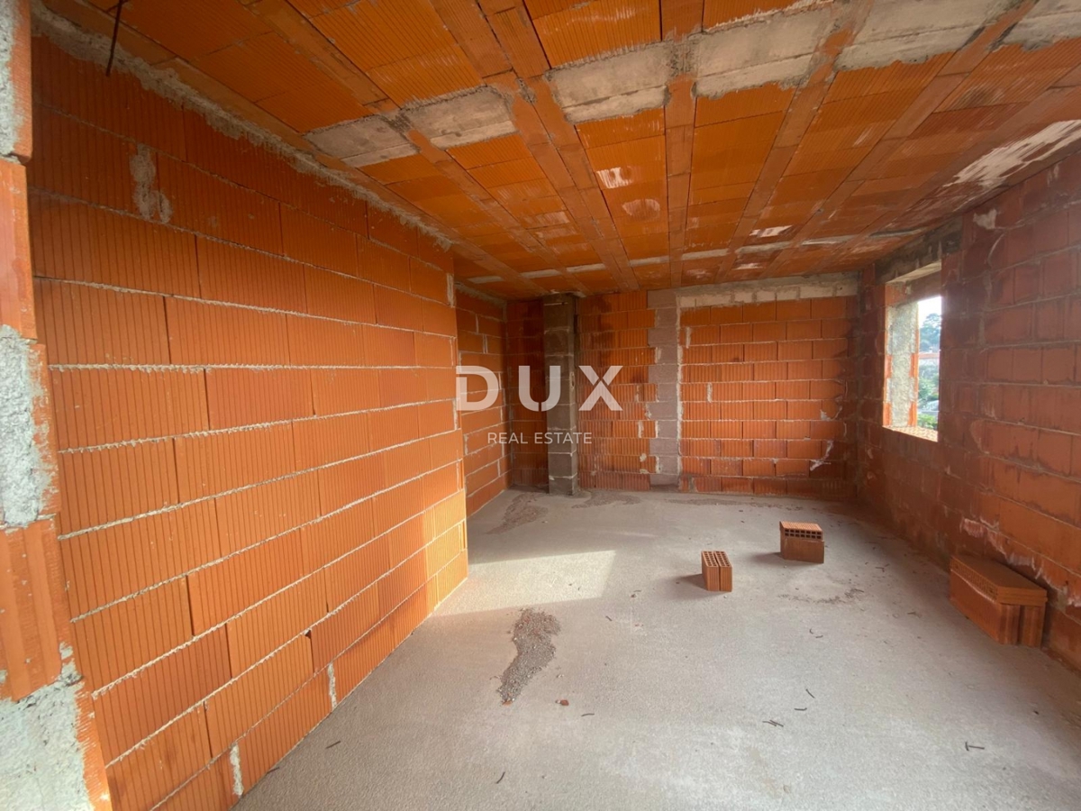 RIJEKA, KASTAV - samostojna hiša s pogledom na morje + garaža + velik vrt! PRILOŽNOST! NUJNA PRODAJA!