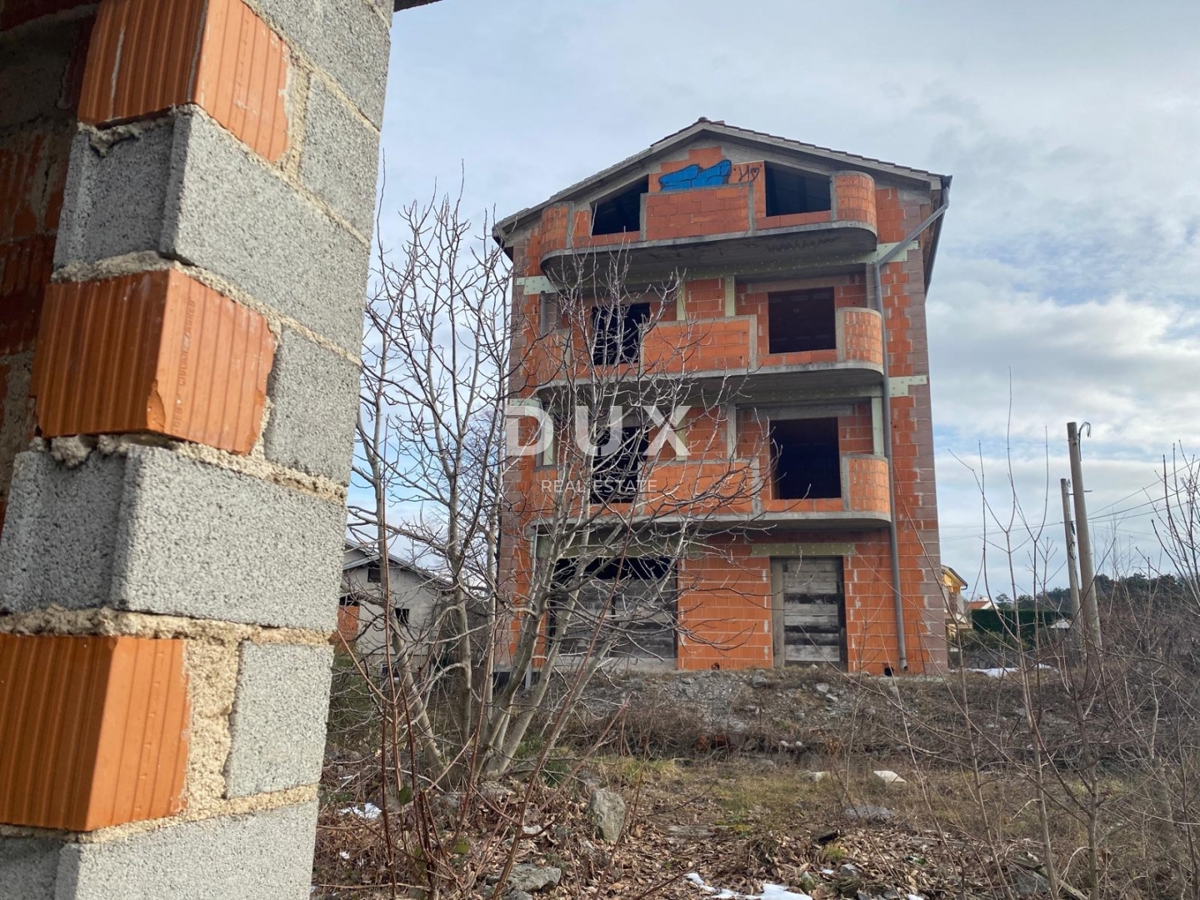 RIJEKA, KASTAV - samostojna hiša s pogledom na morje + garaža + velik vrt! PRILOŽNOST! NUJNA PRODAJA!