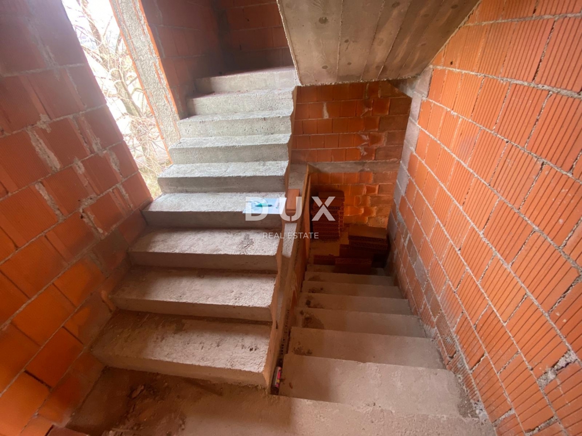 RIJEKA, KASTAV - samostojna hiša s pogledom na morje + garaža + velik vrt! PRILOŽNOST! NUJNA PRODAJA!