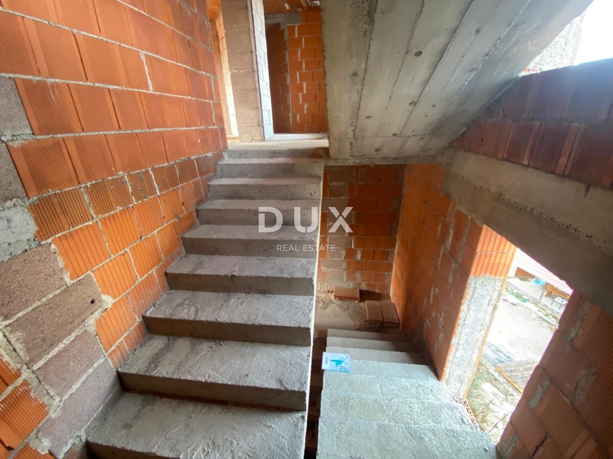 RIJEKA, KASTAV - samostojna hiša s pogledom na morje + garaža + velik vrt! PRILOŽNOST! NUJNA PRODAJA!