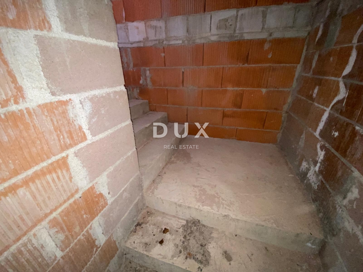 RIJEKA, KASTAV - samostojna hiša s pogledom na morje + garaža + velik vrt! PRILOŽNOST! NUJNA PRODAJA!