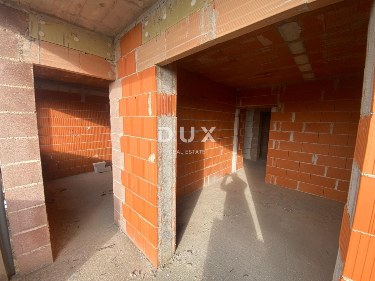 RIJEKA, KASTAV - samostojna hiša s pogledom na morje + garaža + velik vrt! PRILOŽNOST! NUJNA PRODAJA!