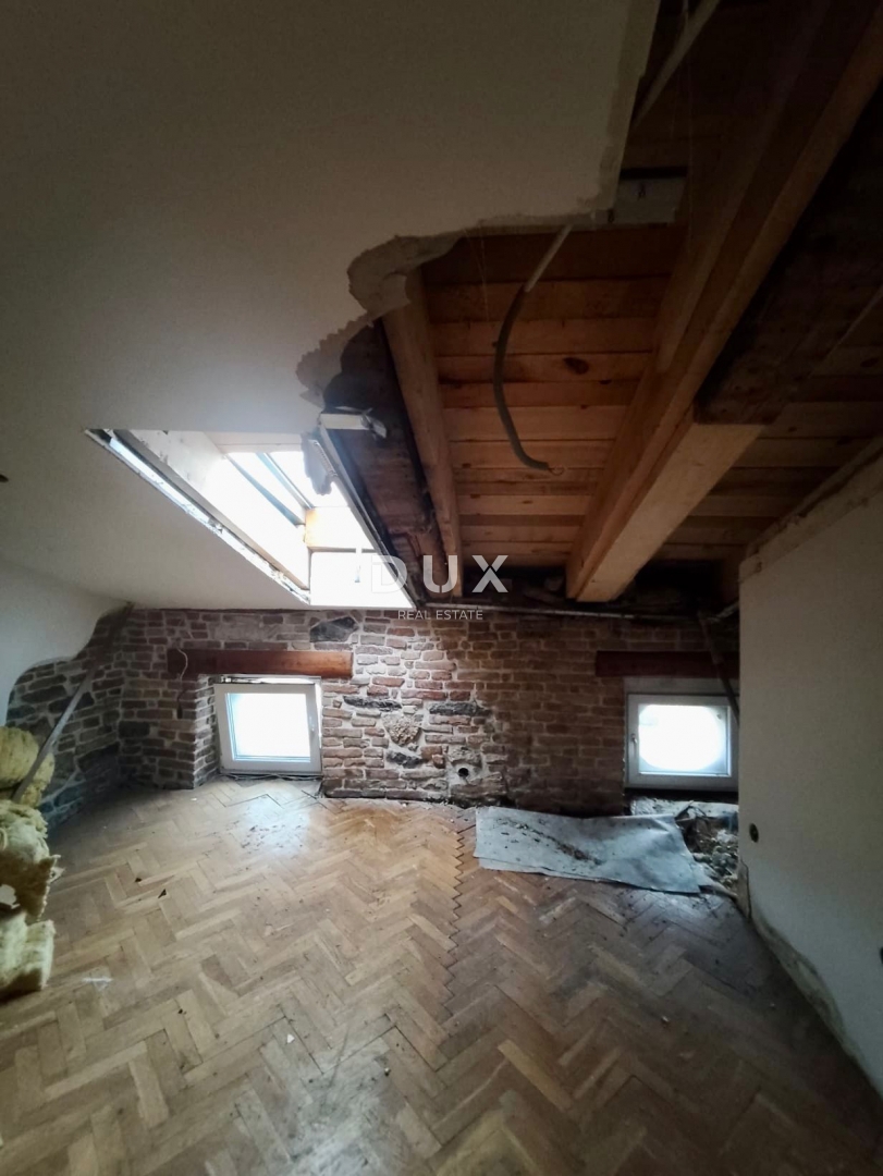 RIJEKA, CENTER - ODLIČNA INVESTICIJSKA PRILOŽNOST z začetkom prenove