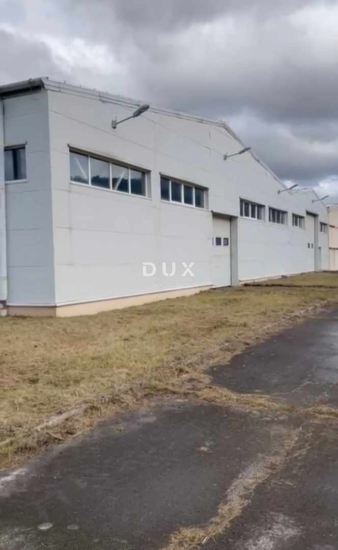 UDBINA - Investicijska priložnost - Industrijska hala 3.524 m² na parceli 18.374 m² z energetsko infrastrukturo