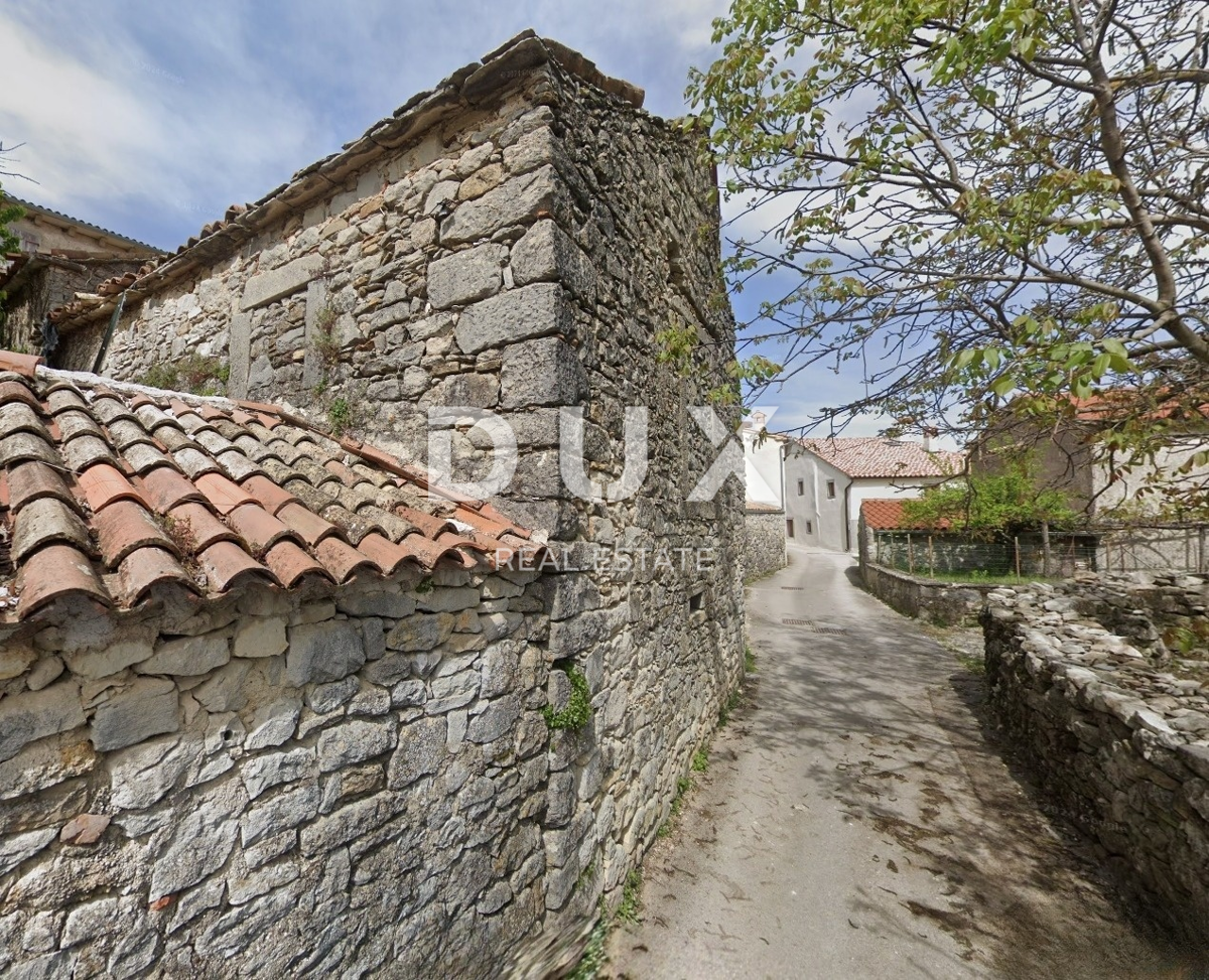 ISTRA, GRAČIŠĆE - Avtentična kamnita hiša za prenovo