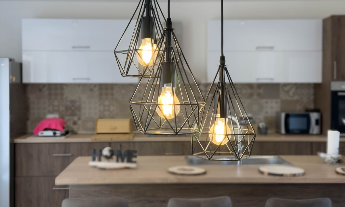 ISTRA, SVETVINČENAT - Obnovljena avtohtona kamnita hiša z bazenom