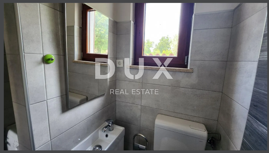 ISTRA, BUJE - prenovljena hiša s pogledom na Buje