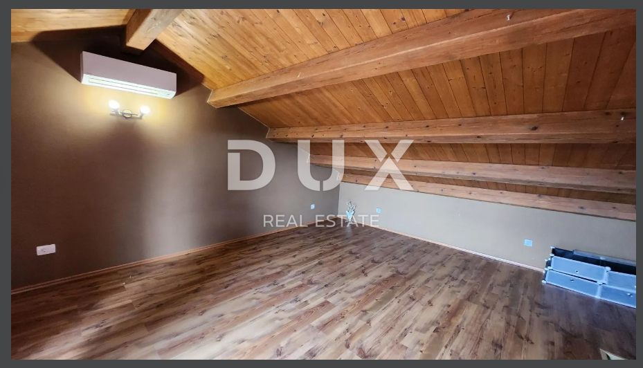 ISTRA, BUJE - prenovljena hiša s pogledom na Buje