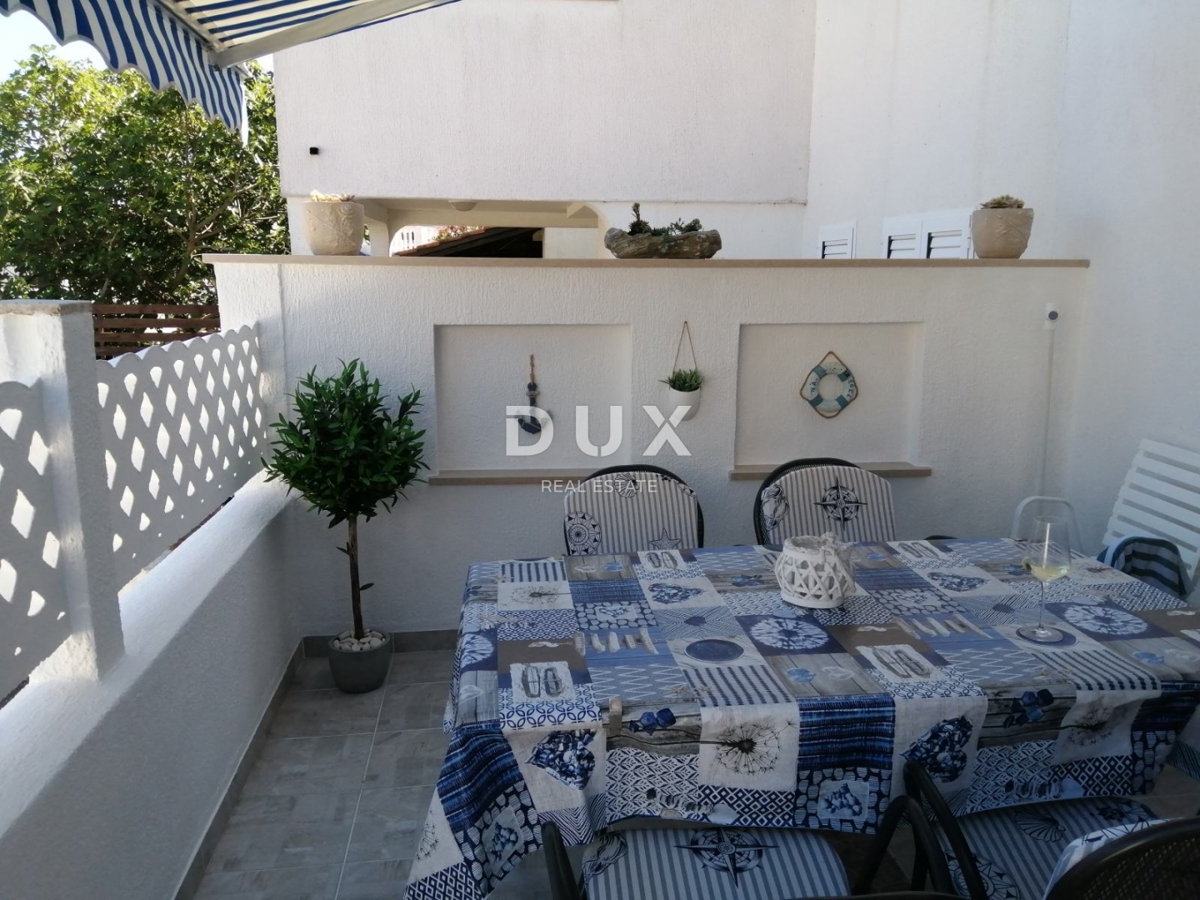 ISTRA, BARBARIGA – Stanovanje naprodaj s teraso