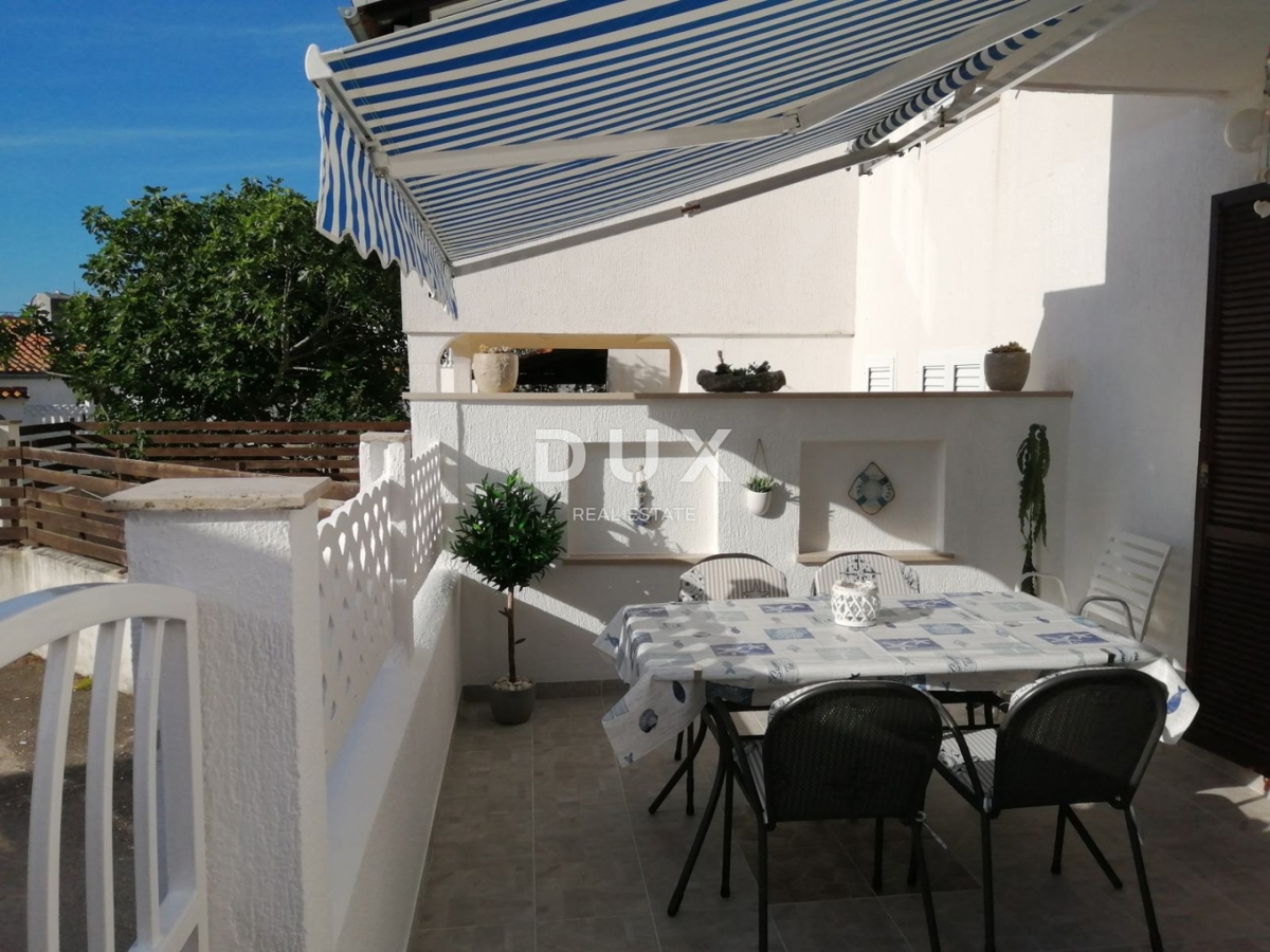 ISTRA, BARBARIGA – Stanovanje naprodaj s teraso