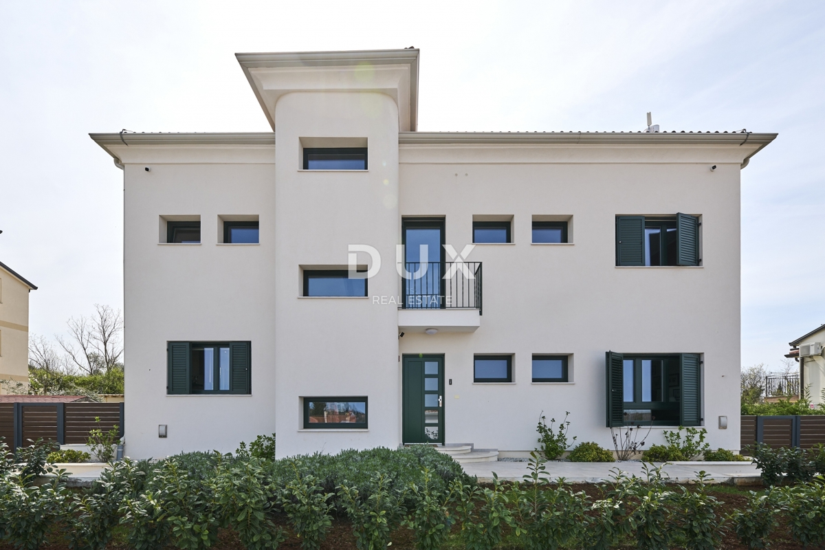 ISTRA, UMAG – Luksuzna vila, bazen, pogled na morje