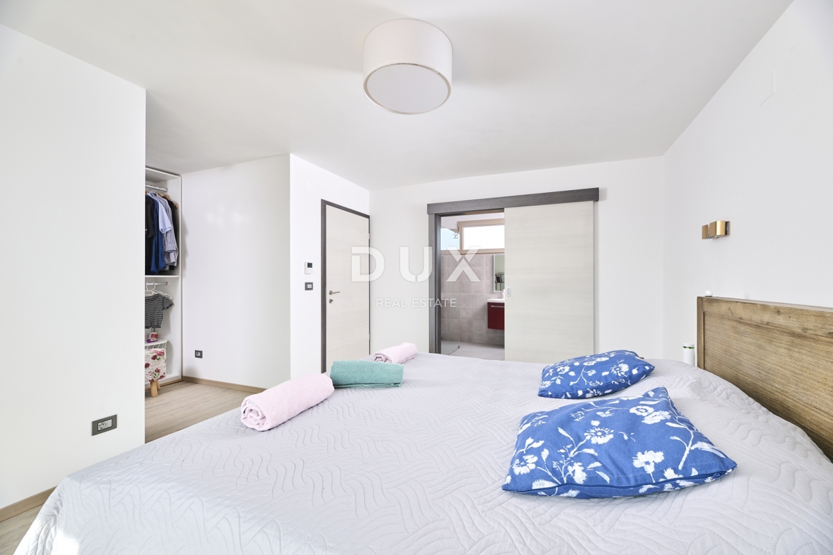 ISTRA, UMAG – Luksuzna vila, bazen, pogled na morje