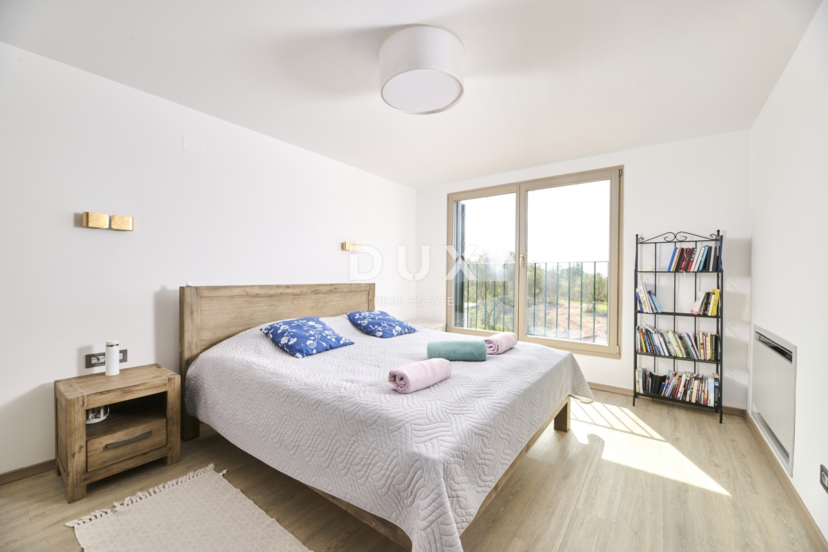 ISTRA, UMAG – Luksuzna vila, bazen, pogled na morje