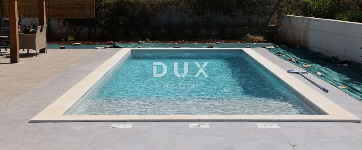 ISTRA, UMAG – Luksuzna vila, bazen, pogled na morje