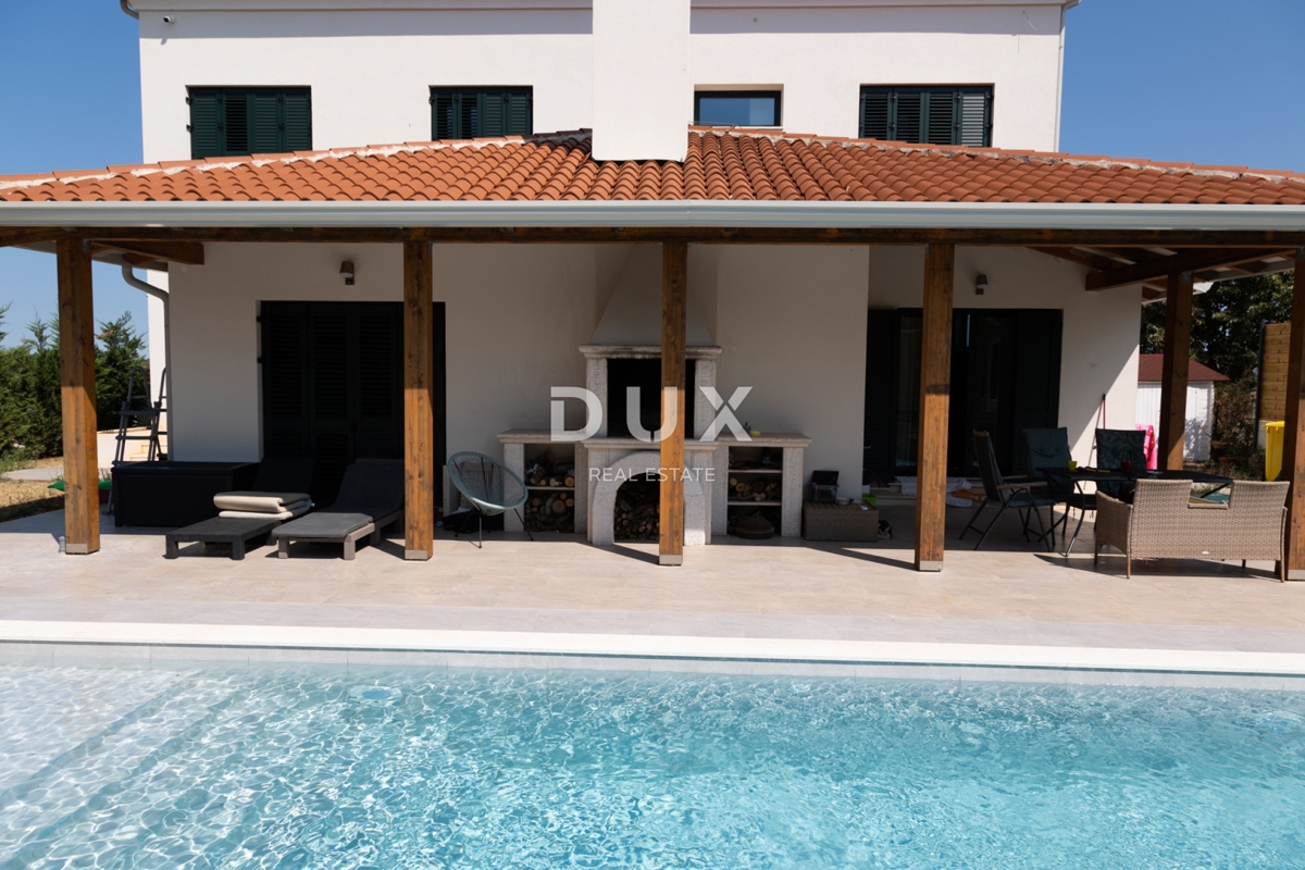 ISTRA, UMAG – Luksuzna vila, bazen, pogled na morje