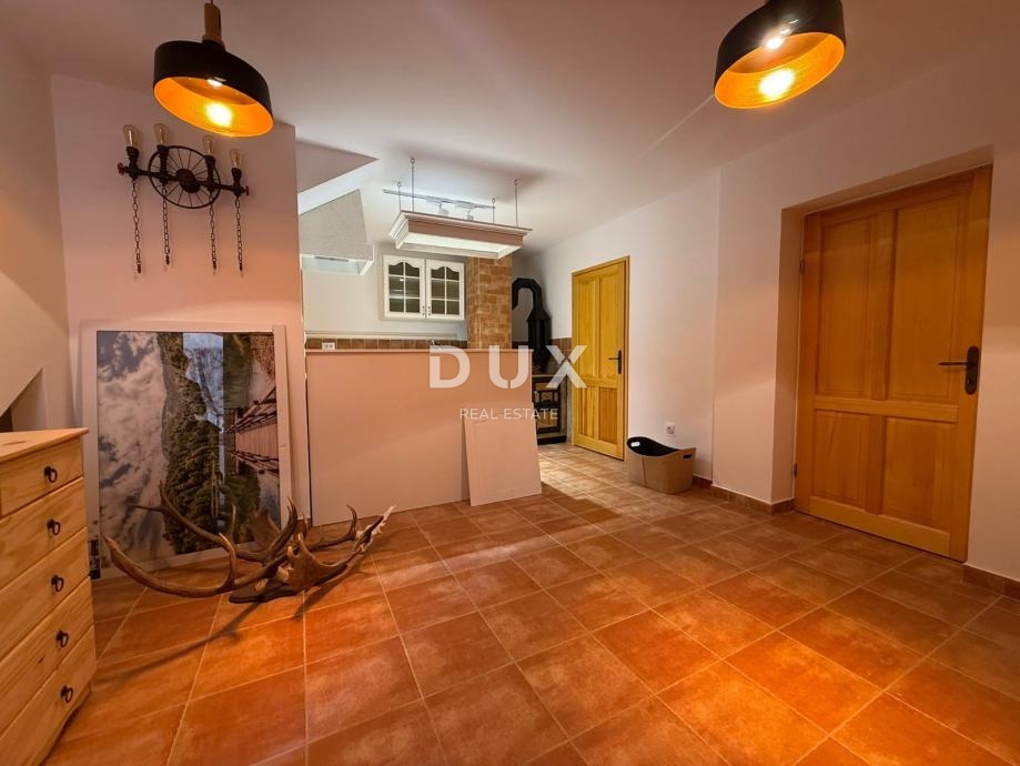 GORSKI KOTAR, MRKOPALJ - Hiša s štirimi apartmaji