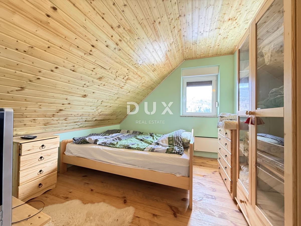 GORSKI KOTAR, MRKOPALJ - Hiša s štirimi apartmaji