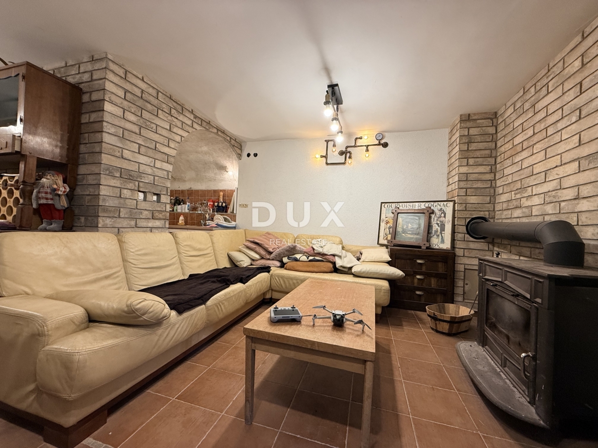 GORSKI KOTAR, MRKOPALJ - Hiša s štirimi apartmaji