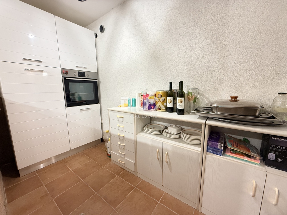 GORSKI KOTAR, MRKOPALJ - Hiša s štirimi apartmaji