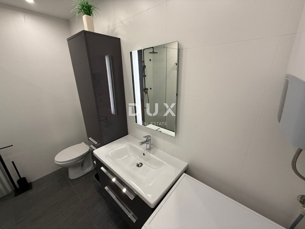 CRIKVENICA, JADRANOVO - sončno stanovanje s teraso, 400 m od morja in centra