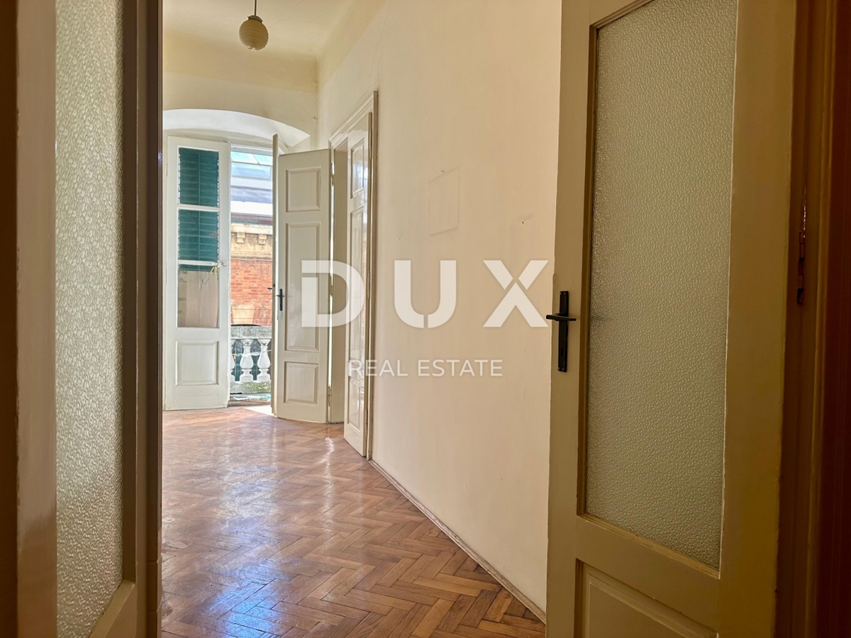 RIJEKA, CENTER - Gospodarsko stanovanje s projektom za 2 stanovanjski enoti! Investicija na elitni lokaciji!