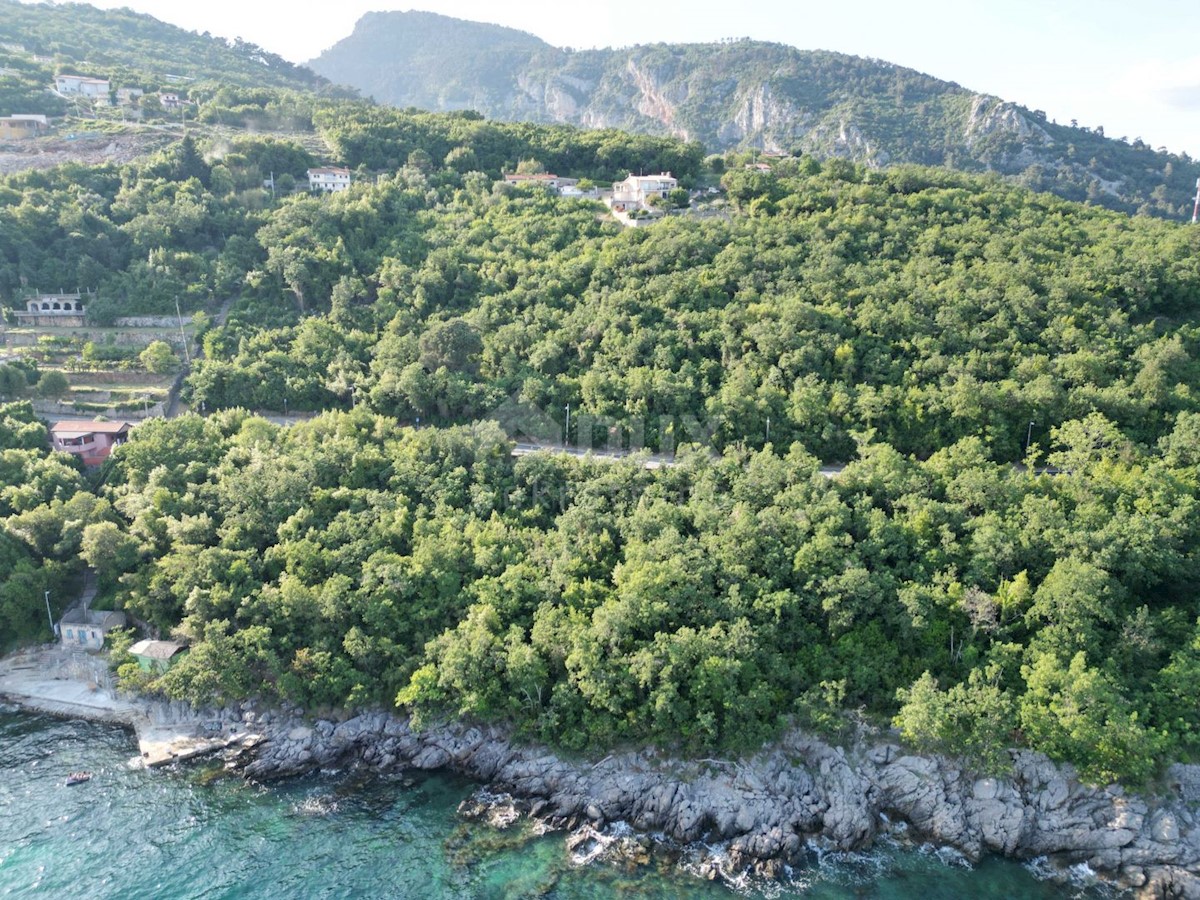 Medveja, Lovran, 1.773m2
