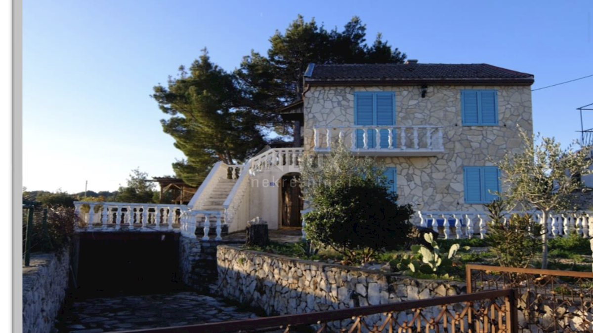 Grohote, Šolta, 160m2