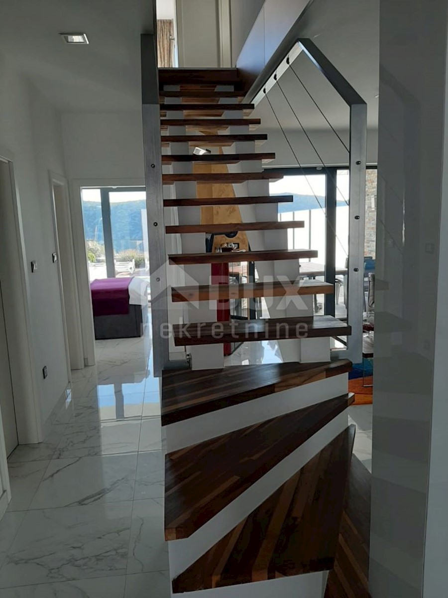 Grižane-Belgrad, Vinodolska Općina, 110m2