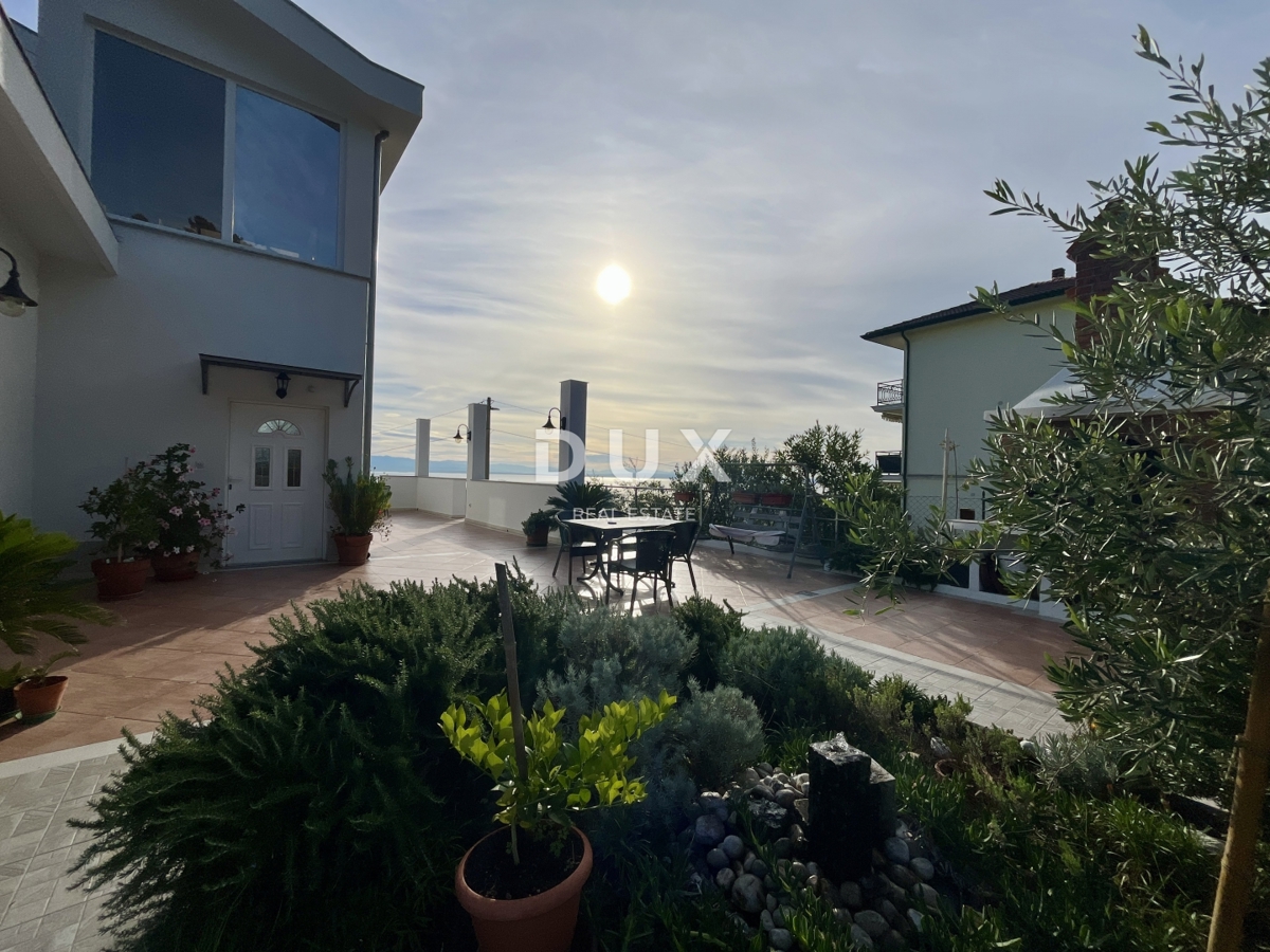 OPATIJA, LOVRAN - apartmajska hiša s pogledom na morje!