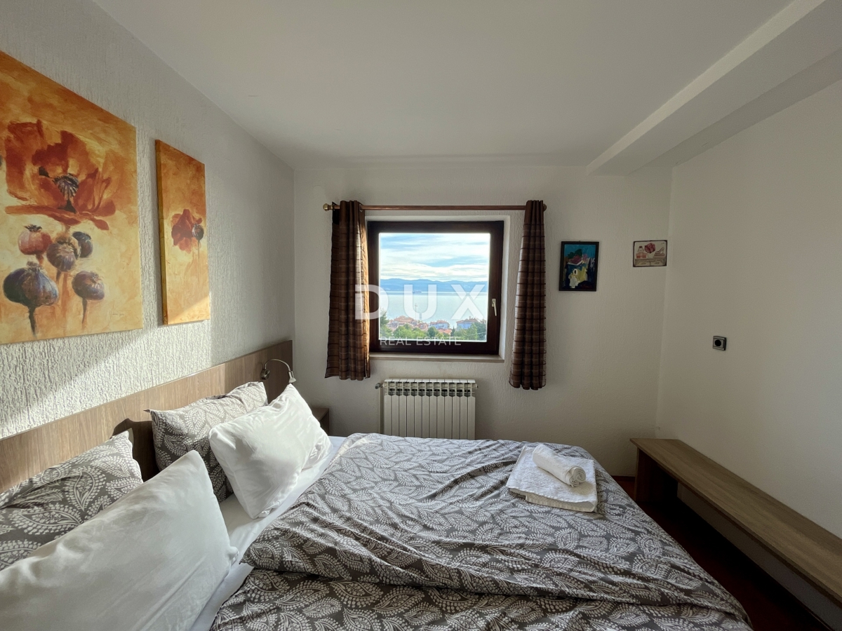 OPATIJA, LOVRAN - apartmajska hiša s pogledom na morje!