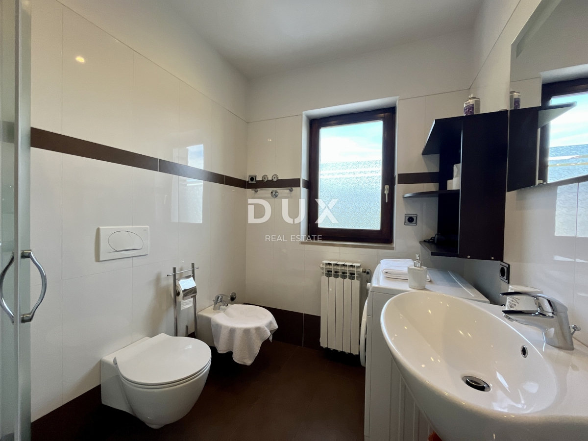 OPATIJA, LOVRAN - apartmajska hiša s pogledom na morje!