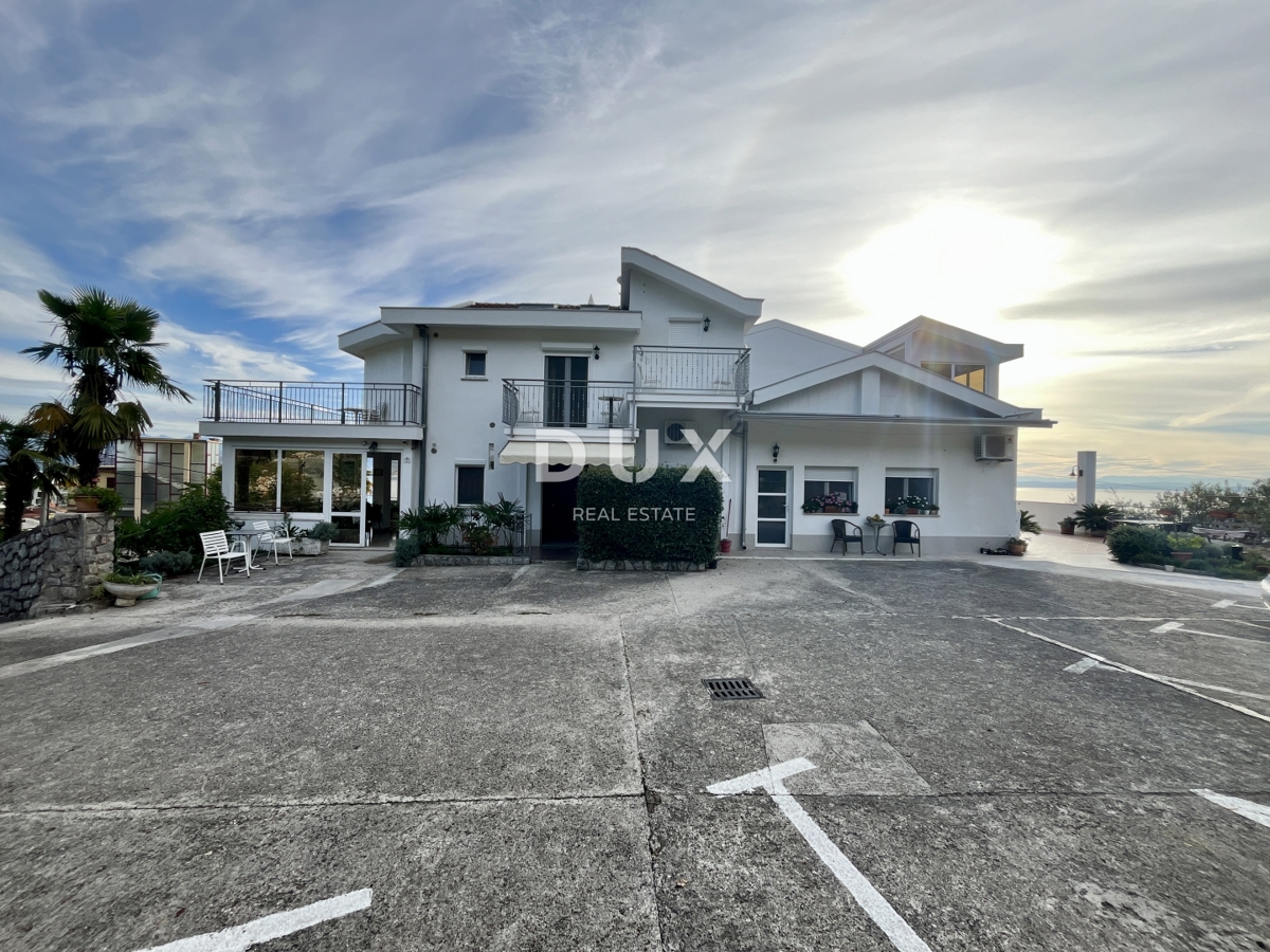 OPATIJA, LOVRAN - apartmajska hiša s pogledom na morje!