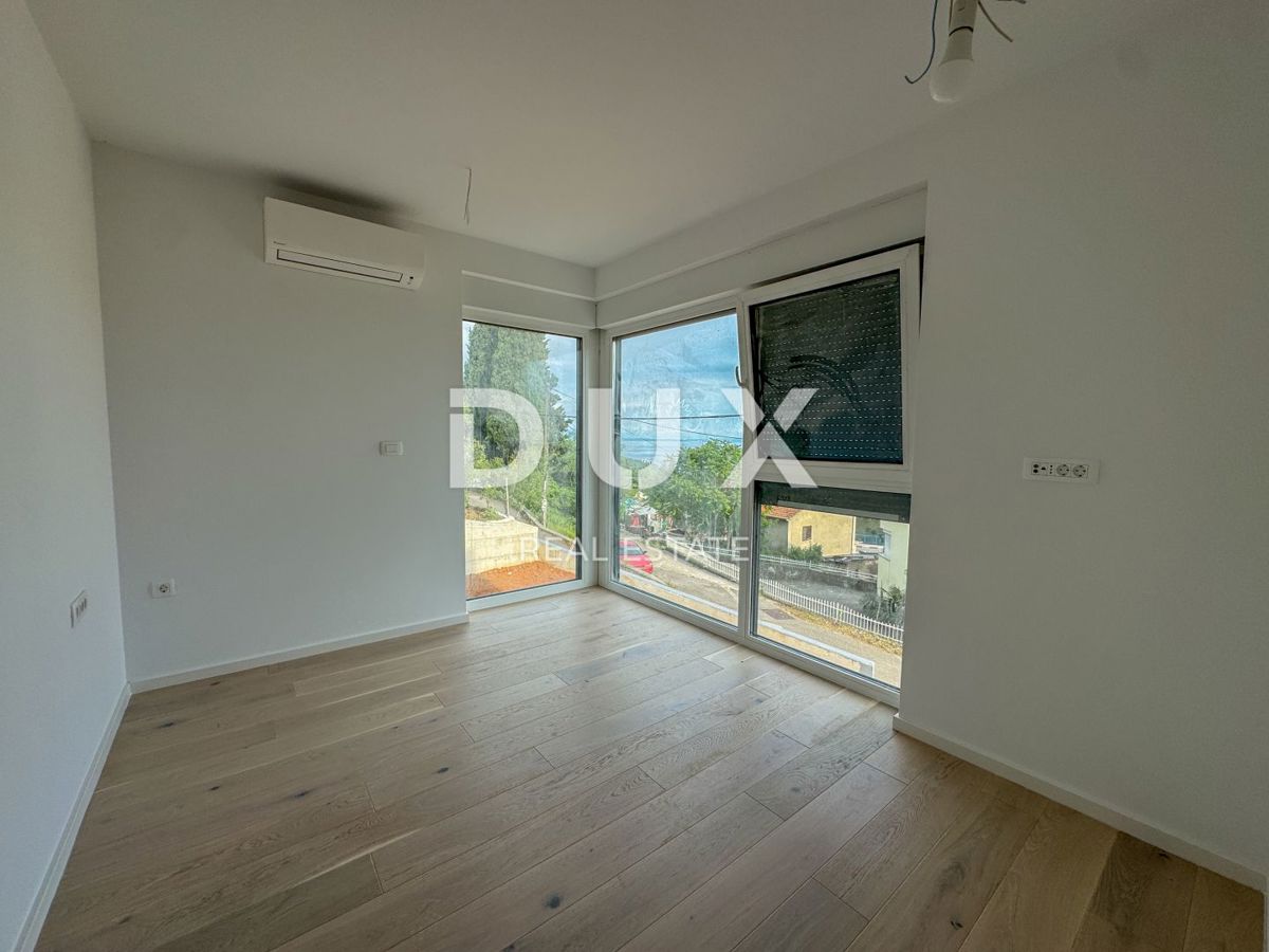 OPATIJA, PAVLOVAC - dvonadstropno stanovanje 145m2 s strešno teraso v novogradnji, blizu Opatije, pogled na morje