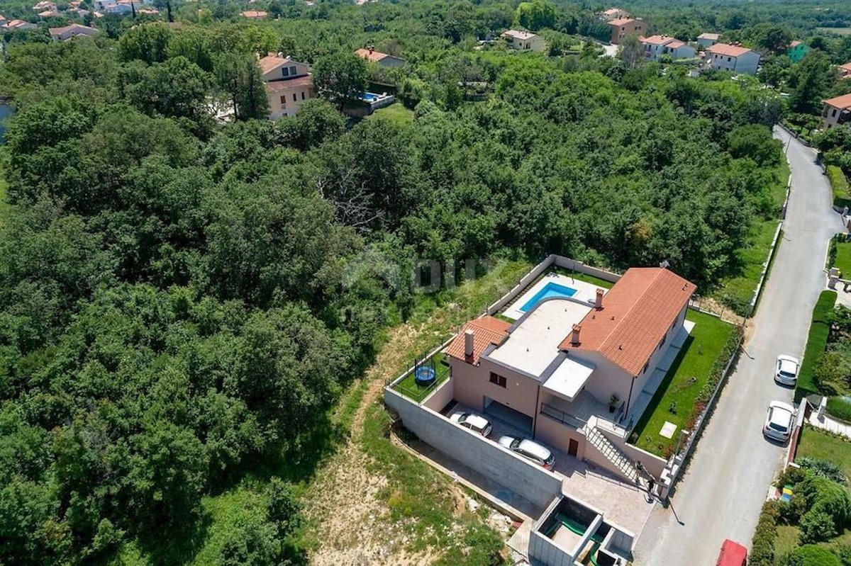 ISTRA, LABIN - Čudovita vila z bazenom 205 m2